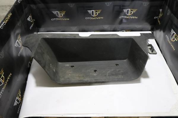 FORD TRANSİT 100 L-S-V ÇIKMA PARÇA TRANSİT V363 BASAMAK PLASTİĞİ